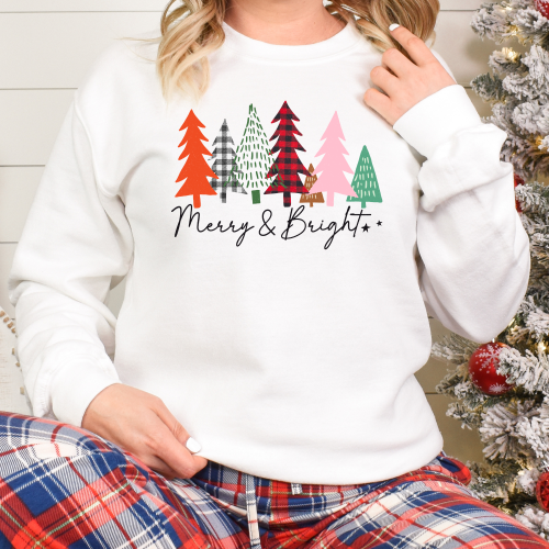 Merry & Bright Christmas Sweater: Festive Holiday Knitwear for a Stylish Season