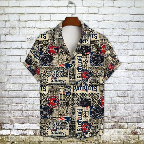 New England Patriots 2023 AOP 3D Button 3D Button Hawaiian Shirt Gift for Men Dad Father Gift for Men Dad Father V8
