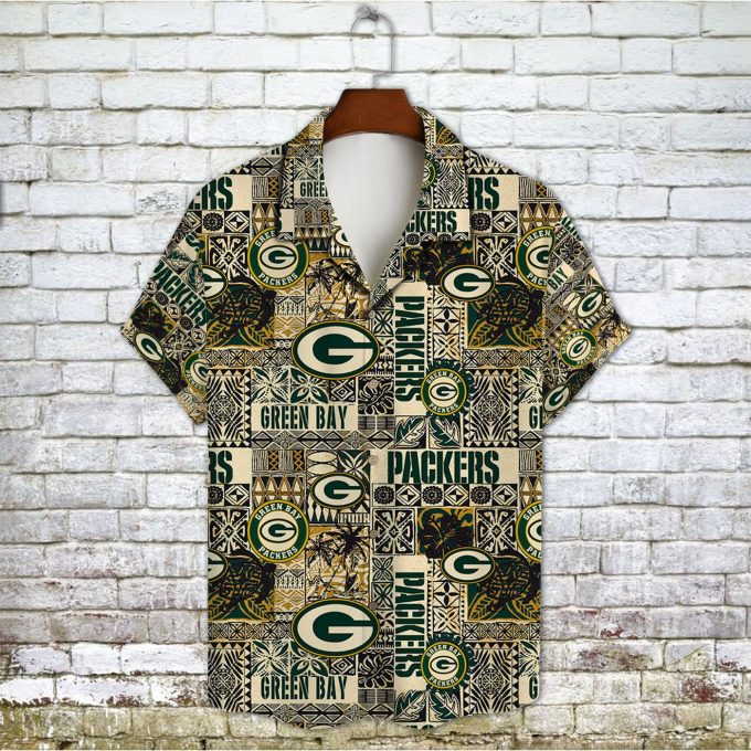 Green Bay Packers 2023 AOP 3D Button 3D Button Hawaiian Shirt Gift for Men Dad Father Gift for Men Dad Father V7
