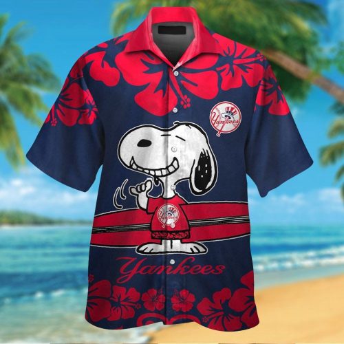 New York Yankees Snoopy Short Sleeve Button Up Tropical Aloha 3D Button Hawaiian Shirt Gift for Men Dad Fathers For Men Women Mlb