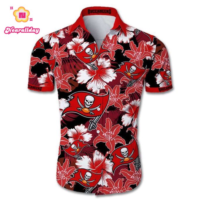 Beach Shirt Tampa Bay Buccaneers Hawaiian All over print Shirt Tropical Flower Short Sleeve Slim Fit Body